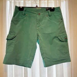 Kuhl hiking shorts size 8 turquoise